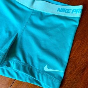 Nike Women’s Dry Fit Teal Small Shorts
